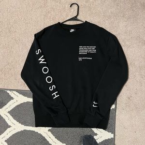 Nike crewneck